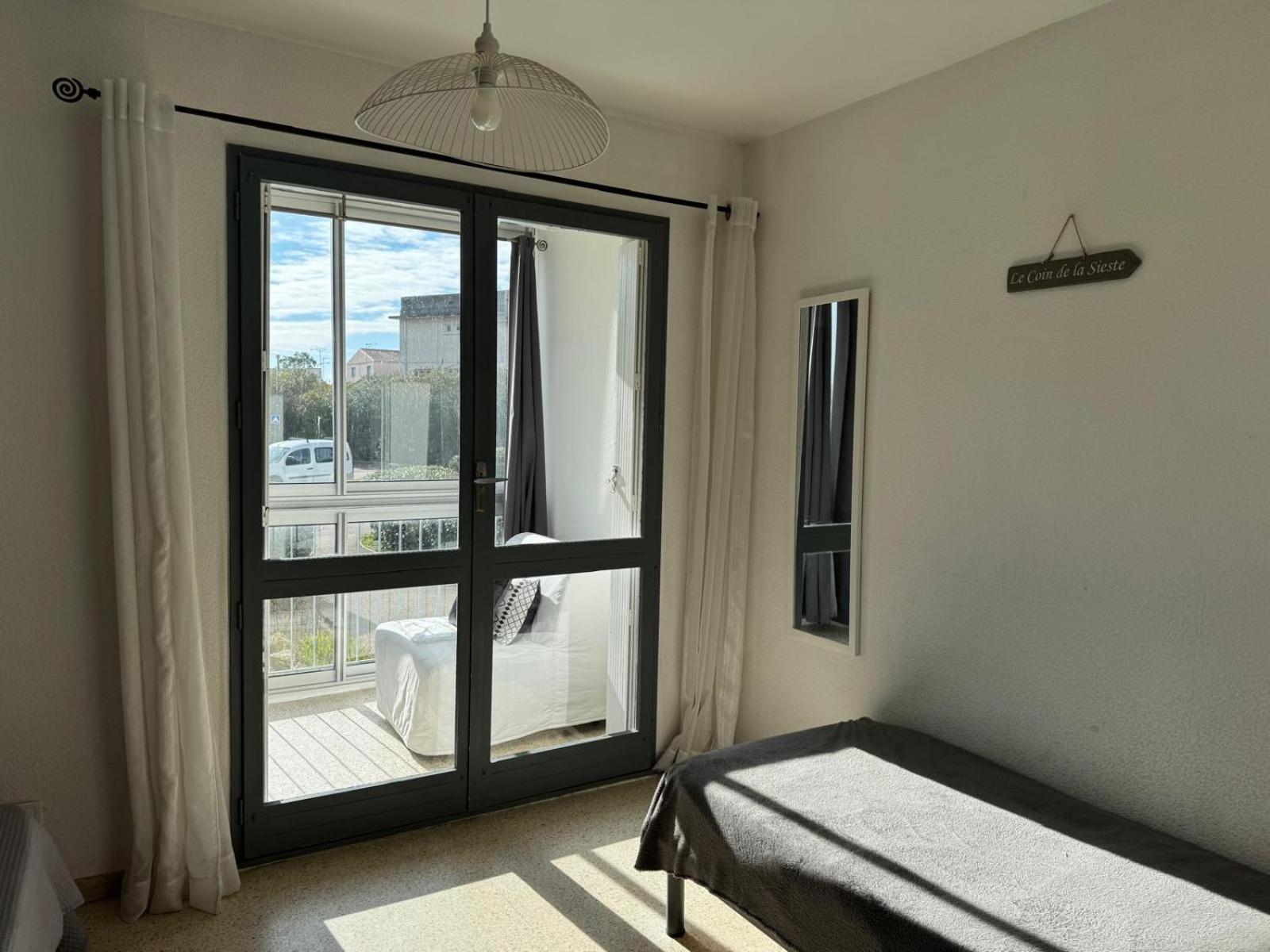 Sol-Y-Days Goelette, Agreable Appartement En Rdc Avec Parking, Proche Du Centre-Ville Et De La Plage Le Grau-du-Roi Exteriér fotografie